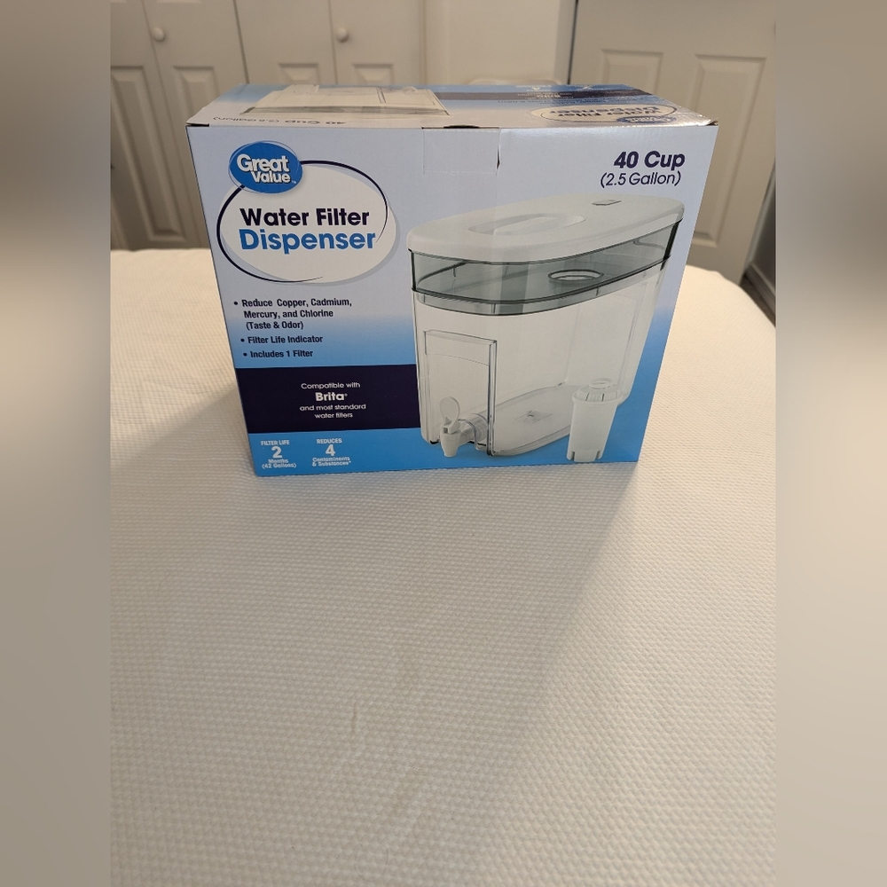 Great Value Water Filter Pitcher Tank,BPA-Free,40 Cup Capacity,HS522 White Color